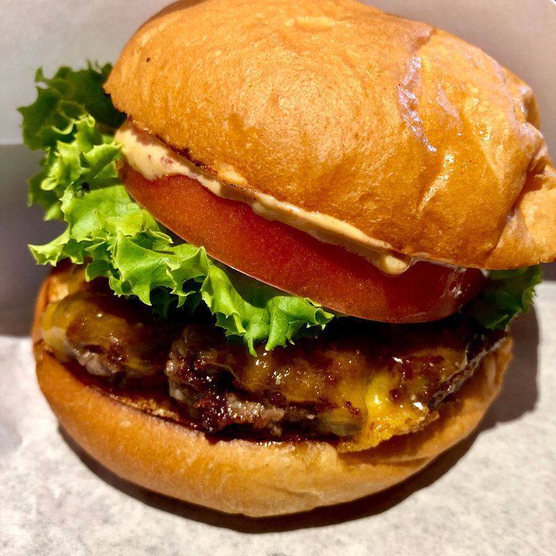 ハンバーガー（シングル）(ヘンリーズ バーガー （HENRY'S BURGER）)