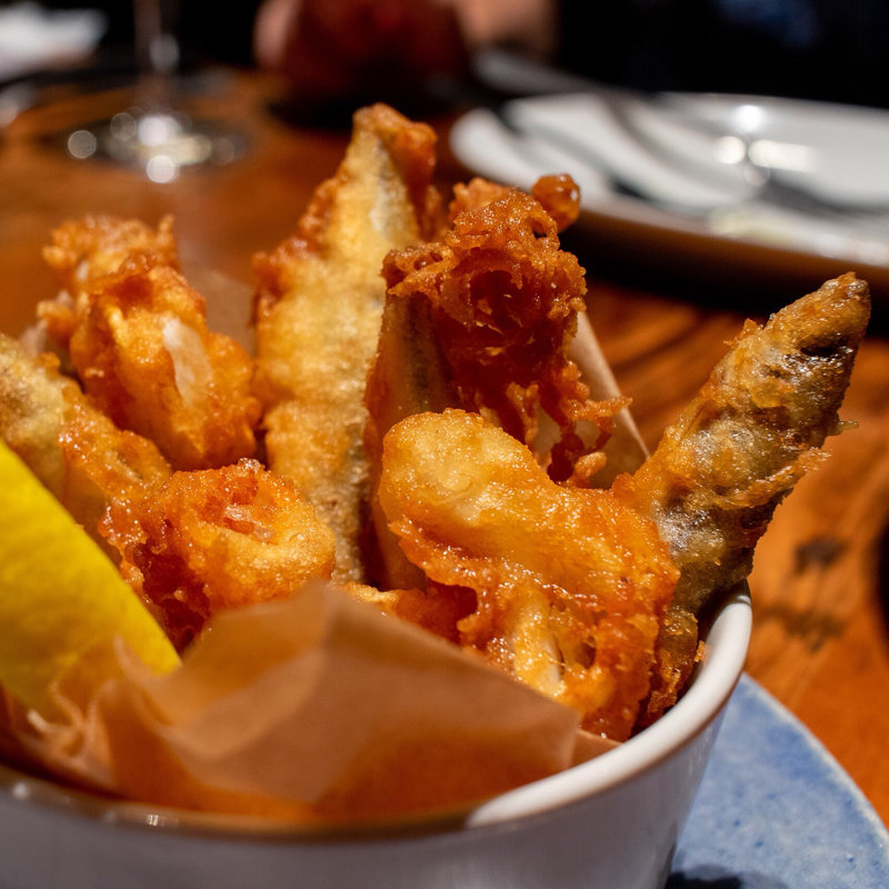 ヤリイカとワカサギのサクサクフリット(BISTRO TORICOYA)
