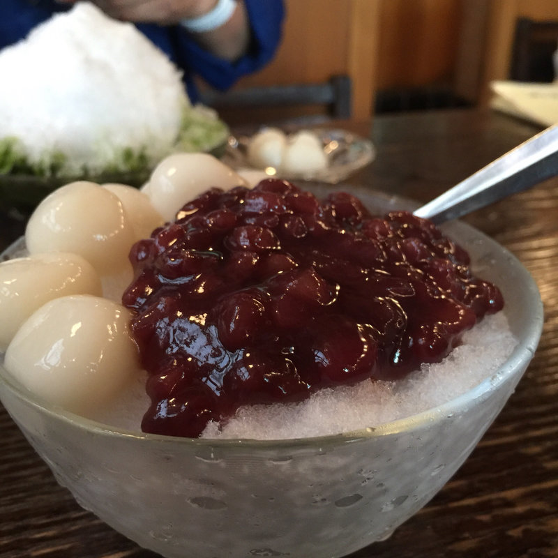 氷小倉白玉(甘味処 初音)