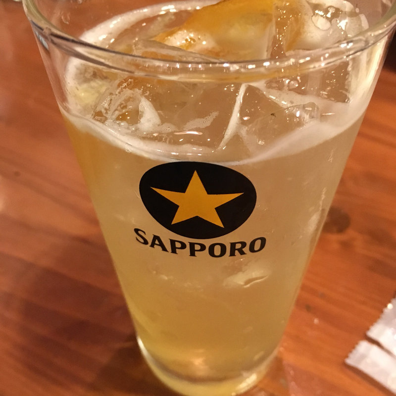 美味しいレモンサワー(居酒屋都)