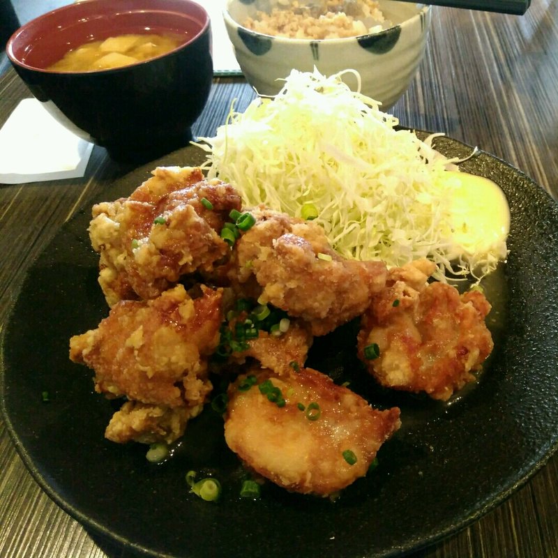 若鶏の唐揚げ(酒処となり)