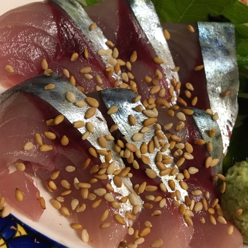 〆サバ(鮮魚 菜菜魚魚 （センギョ サイサイトト）)