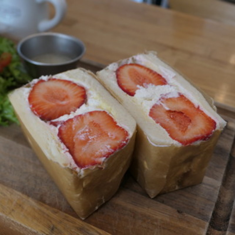 いちごのフルーツサンドセット(NORTHSHORE 北浜店)