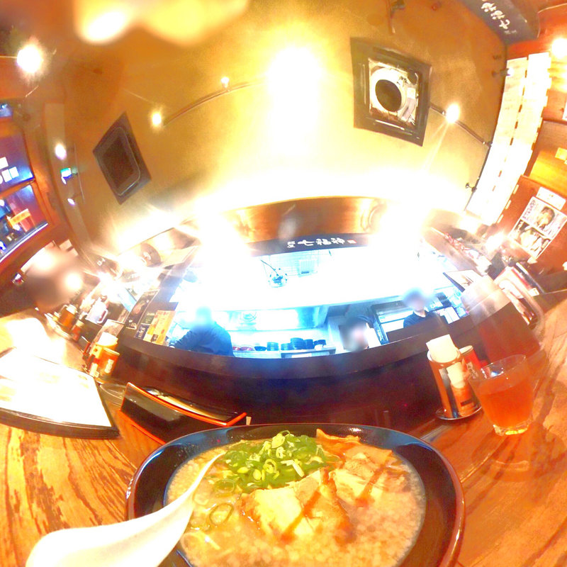 豚骨醤油ラーメン(麺屋　七福神 堀川御池店 )