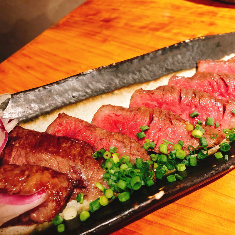 牛サガリのタタキ(たんか 本店)