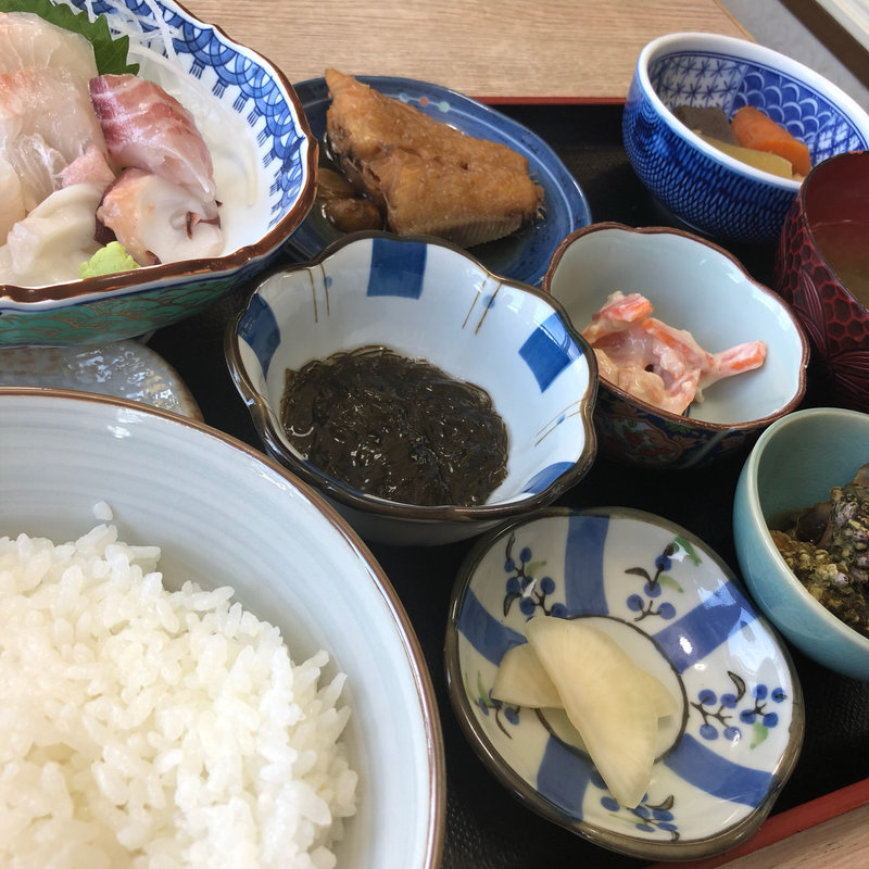 刺身定食(笹川流れ 千鳥)
