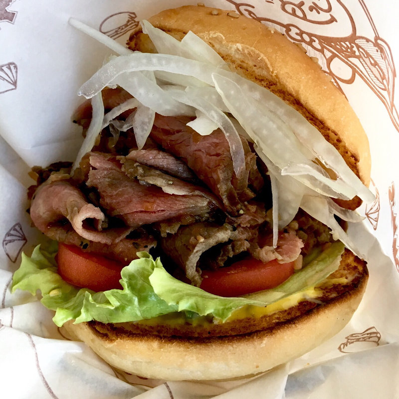 自家製ローストビーフバーガー(トミーズ )