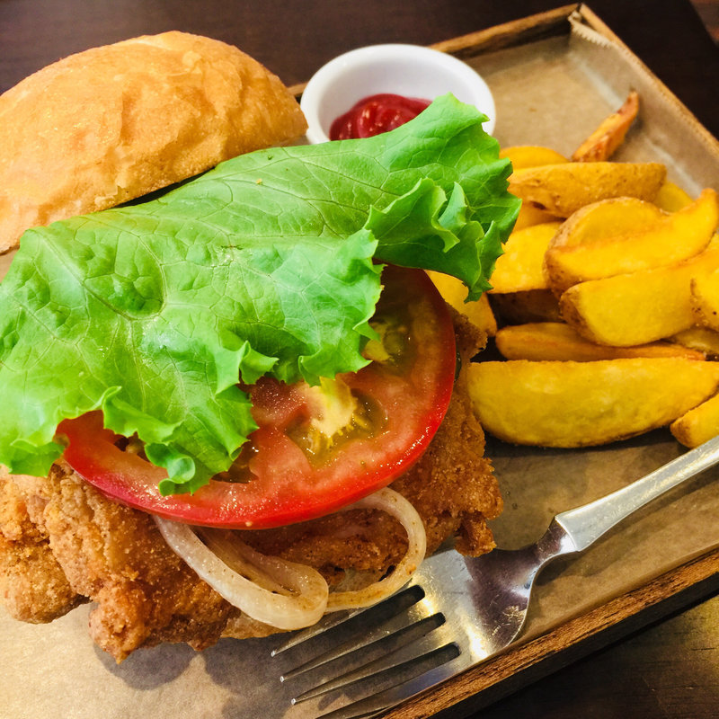 フライドチキンバーガー(ゴールデンゲート)