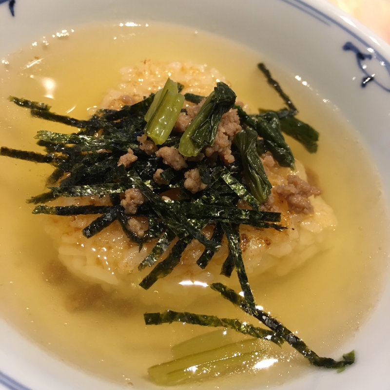 焼きおにぎりの和風お茶漬け(鉄板焼きダイニング竹彩)