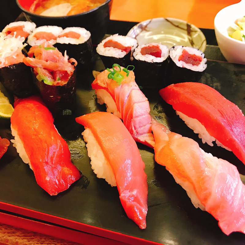 熟成まぐろ三点盛り(まぐろ問屋 三浦三崎港 トレッサ横浜店)