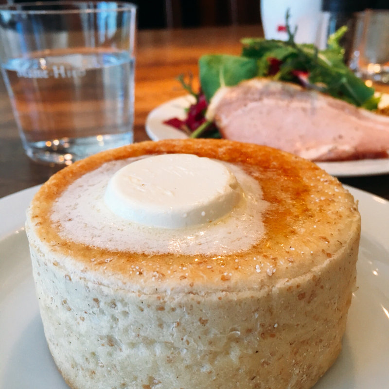 円パンとサラダ (モーニング)(カフェ マメヒコ 公園通り店 )