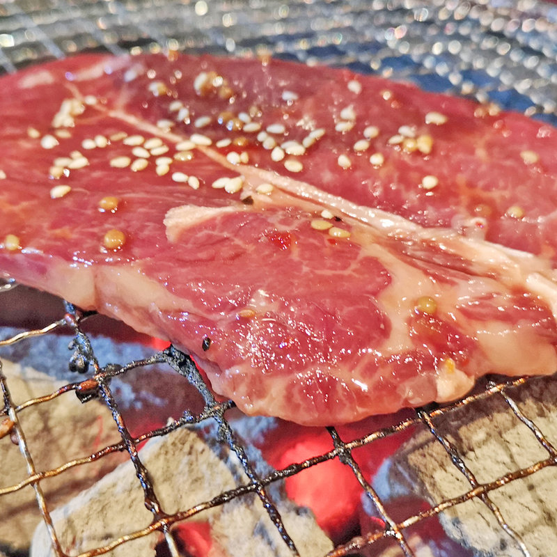 メガロース(炭火焼肉 虎徹)