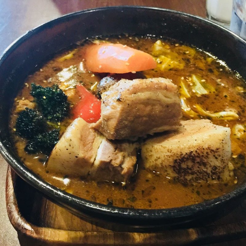 とろとろ焙煎炙り角煮(スープカレーGARAKU 札幌)