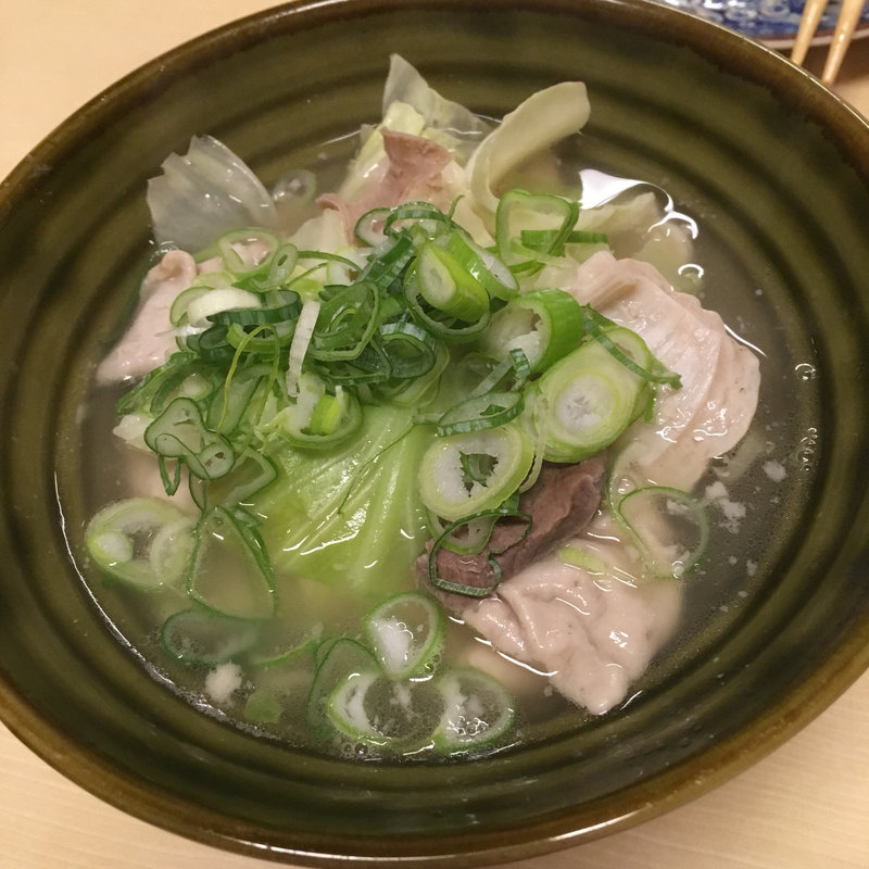 塩モツ(大衆酒場きちべえ)