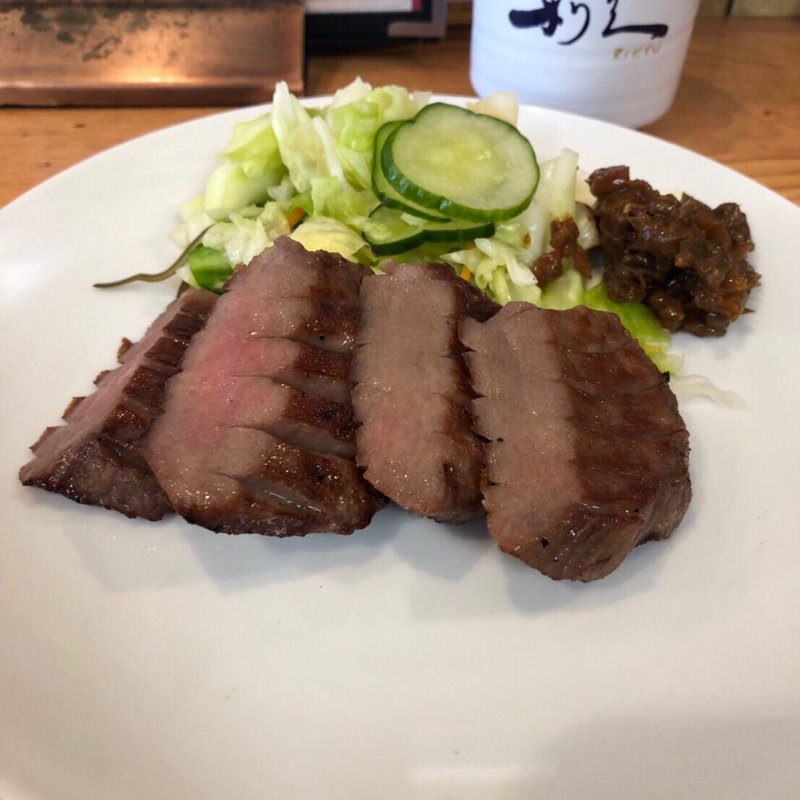 牛タン2枚(牛タン炭焼 利休)