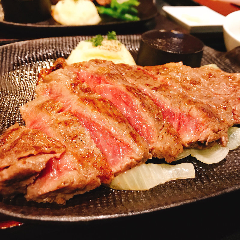 (腰塚ハンバーグ&ステーキ 自由が丘正面口店)