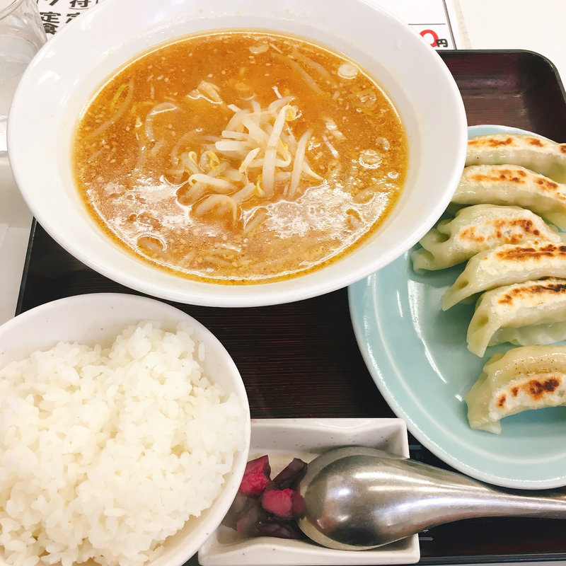 ラーメン（餃子付き）朝食(兆楽 道玄坂店 )
