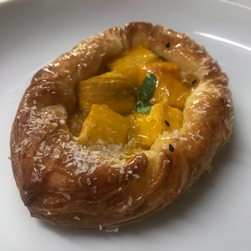 デニッシュマンゴー(メゾンカイザー 西武池袋本店)