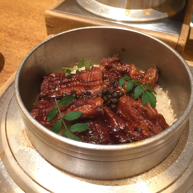 穴子の釜めし(麻鳥・串焼きと釜めし)