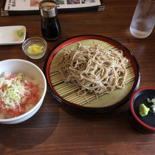 蕎麦とねぎとろ丼(そば街カフェ＆バー スカイツリー前店)