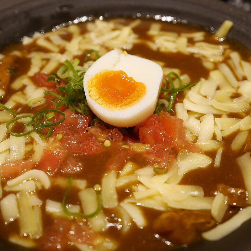 チーズトマトカレーうどん(宮がみ屋)