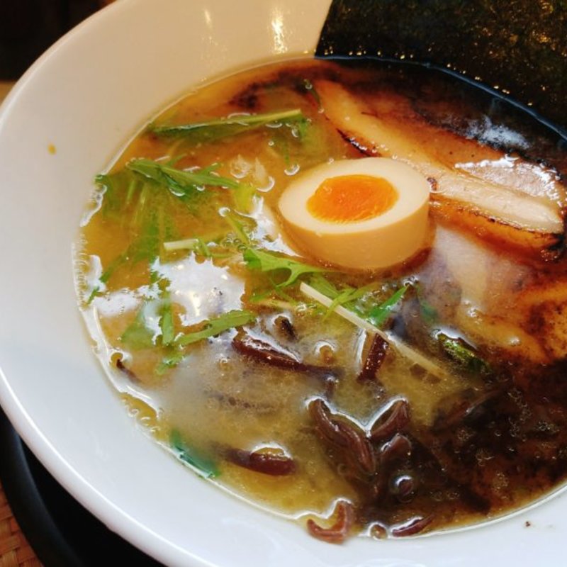 とりトン煮干しらーめん(一宮徳谷　八丁目どり)