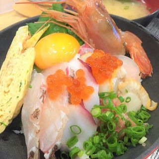 海鮮丼セット(魚食堂たわら )