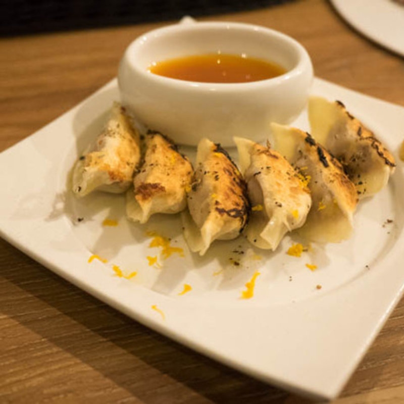 鴨餃子(原価ビストロBAN!　品川港南口)