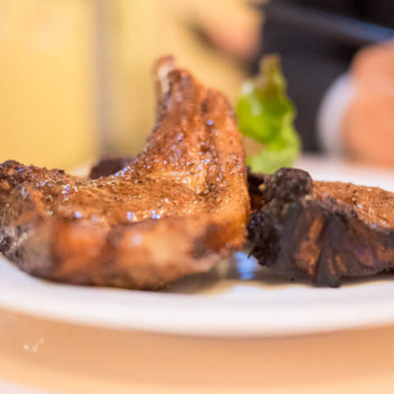 スペアリブのいぶし焼(ひつじや)