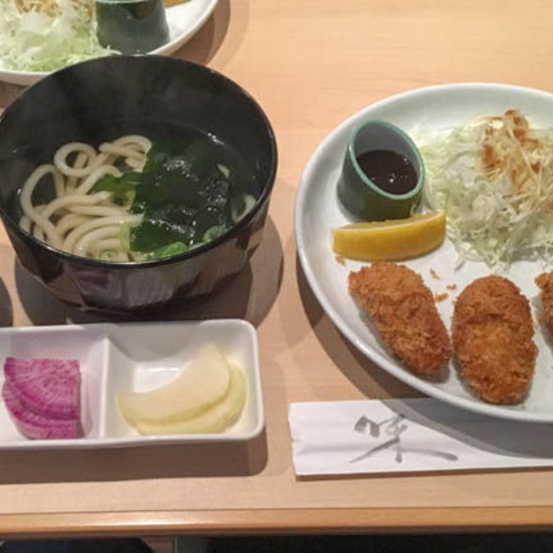 牡蠣フライ定食(四季の味 亀谷)