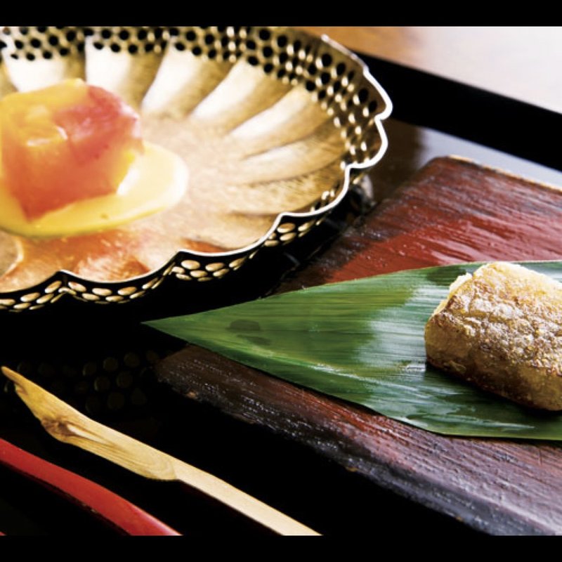 デザート（焼き葛餅、果実のゼリー寄せ）(和の食 いがらし)