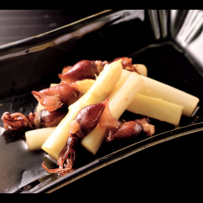 蛍烏賊とホワイトアスパラのバター醤油炒め(下町割烹とめだて )