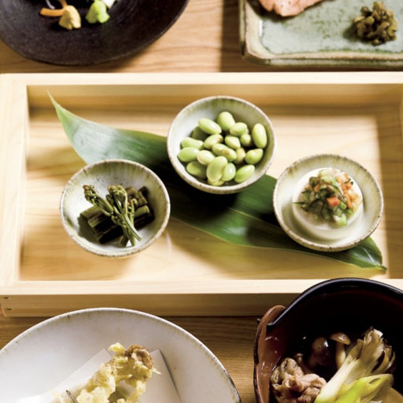 コース（ 前菜三種盛り合わせ 山形旬菜おひたし 本日のお刺身 芋煮 桜鱒味噌粕漬焼き 天ぷら 板蕎麦）(山形蕎麦茶寮 月の山)