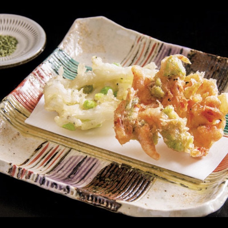 【揚げ物】桜エビとふきのとうのかき揚げ、白魚とうすい豆のかき揚げ(ぎんざ 一二岐 （ぎんざ いぶき）)