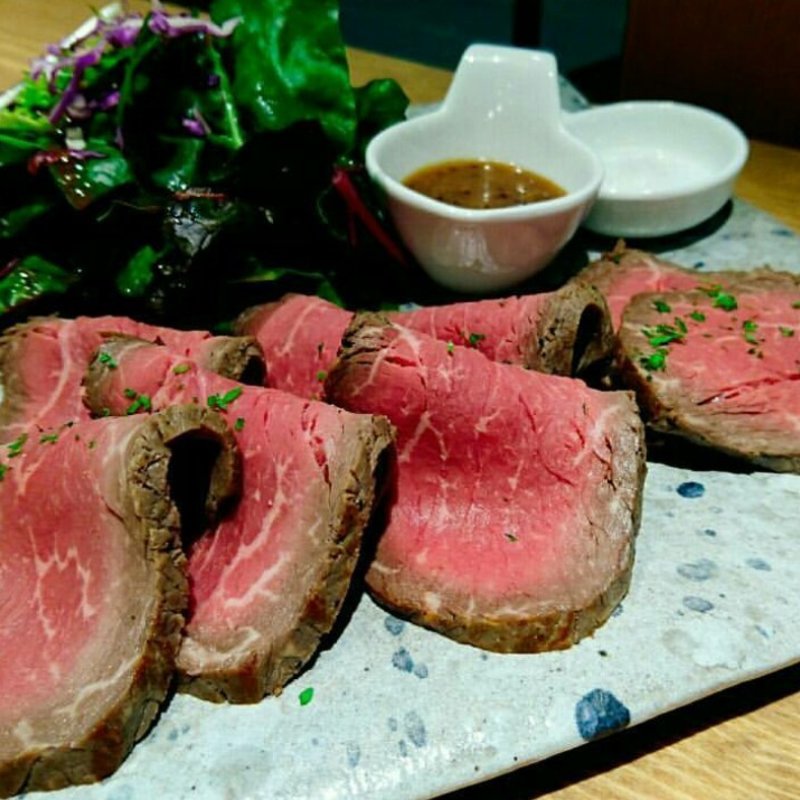 国産牛ローストビーフ(KITCHEN まるしん)