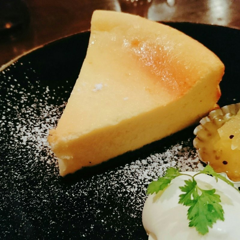 ベイクドチーズケーキ(ヤギー )