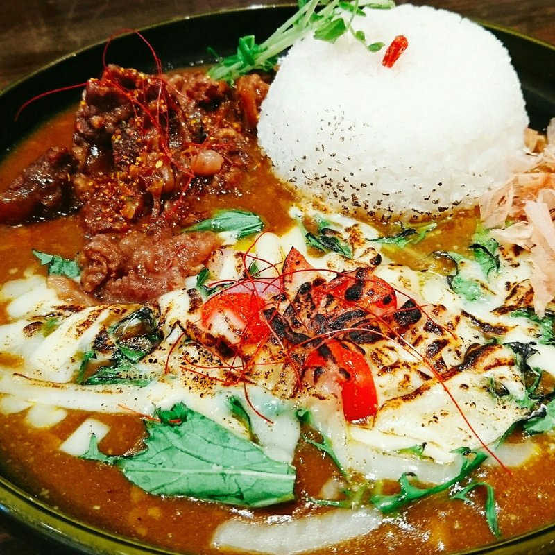 トロスジ焼きベジチーズ(ジパングカリーカフェ 和風カレー ヒゲ ボウズ)