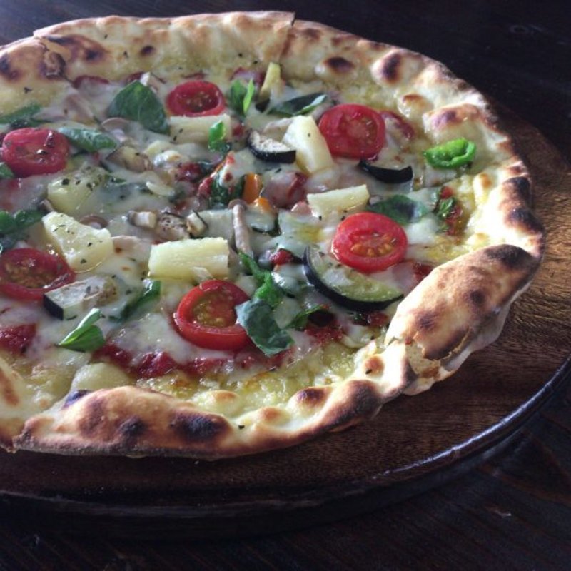 さちばるピザ(山の茶屋 楽水 （らくすい）)