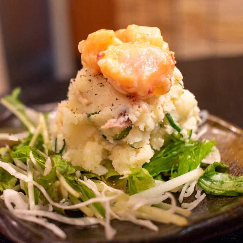 ポテトサラダ 鮭塩辛のせ(俺の居酒屋 三蔵 市ヶ谷店 )