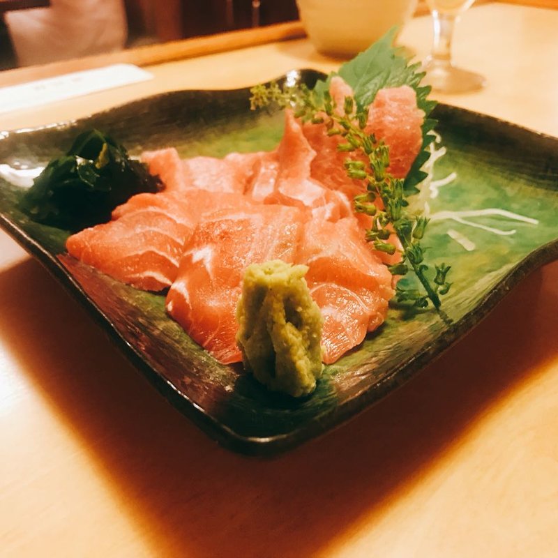 鮪かまと脳天の二点盛り(魚貞)