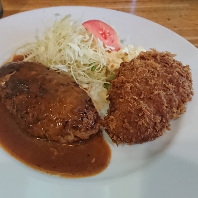 ハンバーグ・メンチカツ(洋食工房 ジェンコ)