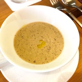 キノコのスープ(5+ （チンクエピュー）)