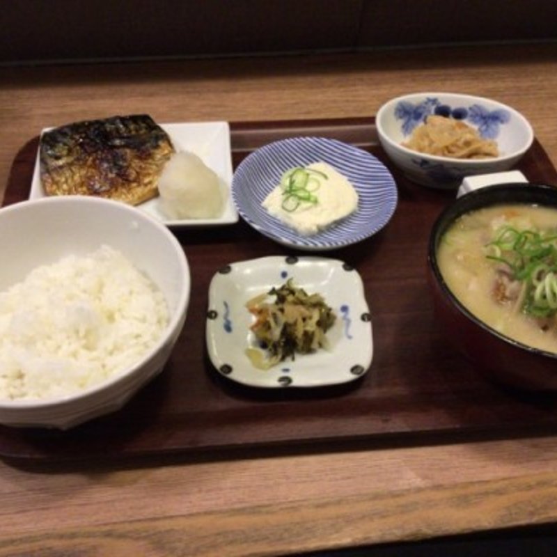 トン汁定食(天神　わっぱ定食堂 )