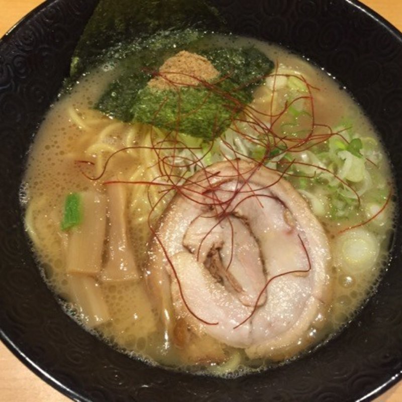 魚介とんこつラーメン(横浜家系ラーメン 一松家)