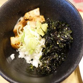 肉丼(らーめん ダイニング れんげ （らーめん DINING RENGE）)