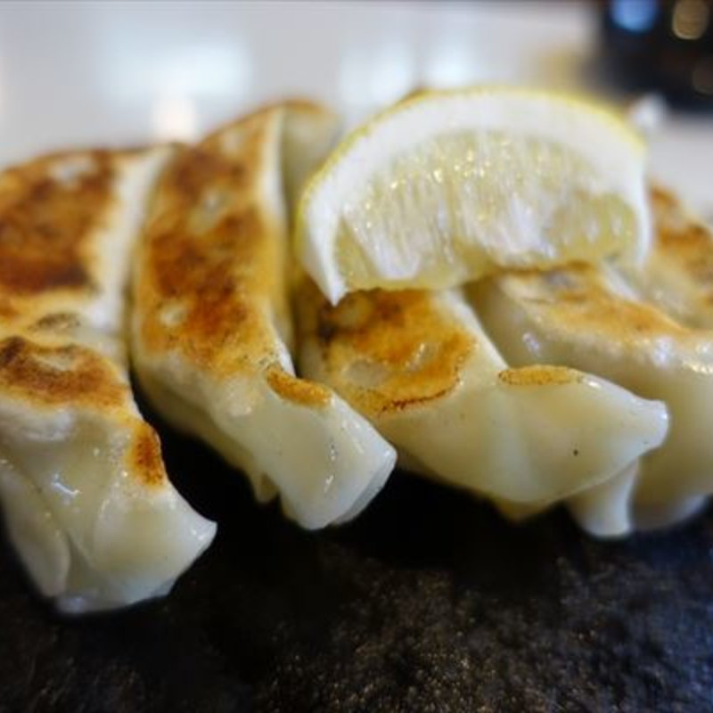 餃子(めの娘 大友店 )