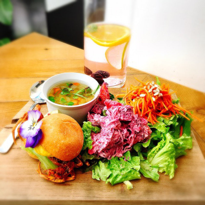 パドルバーガーランチ(METoA Cafe ＆ Kitchen)