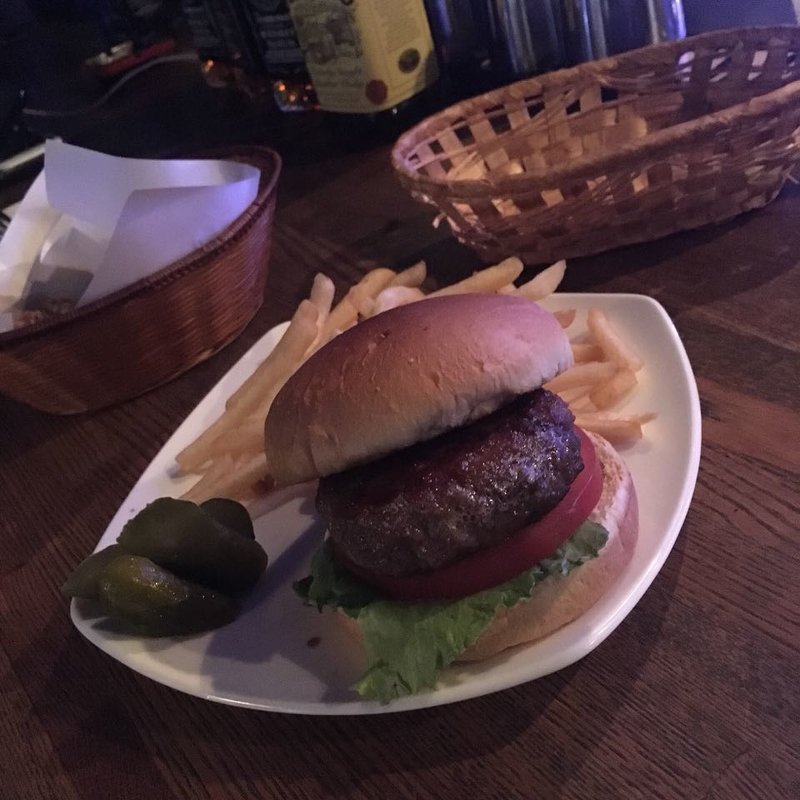 ハンバーガー(Darts ＆ Bar Twenty eight．st)