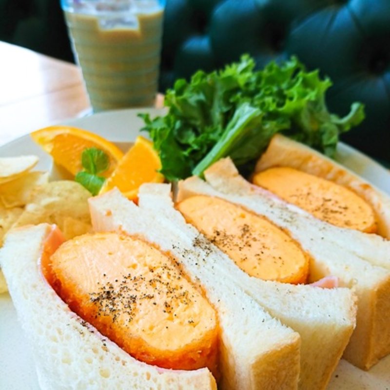 オムレツカツサンド(ONIJUS COFFEE VILLAGE)