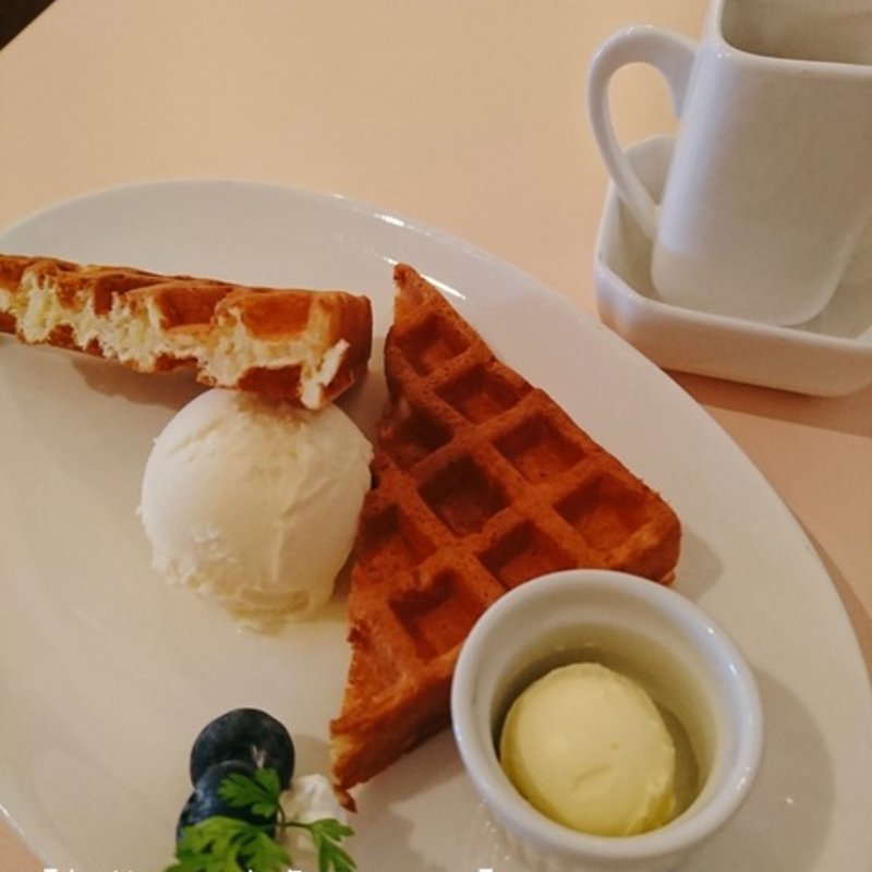 朝の≪ワッフル≫セット(fruit cafe Saita! Saita!)